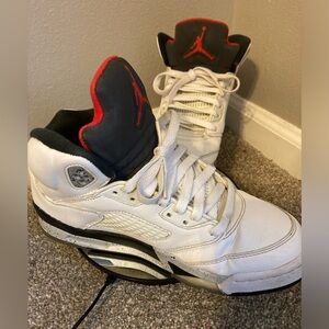 Air Jordan 5 Retro white cement 5Y EUC